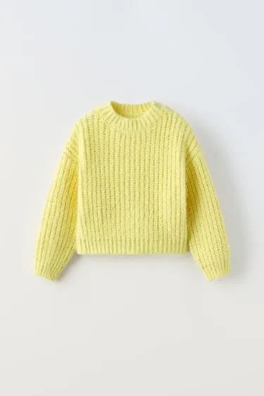 Трикотажный свитер